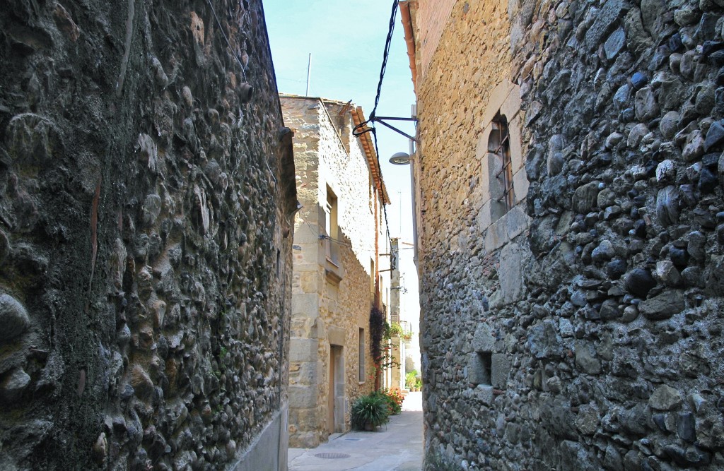 Foto: Centro histórico - Corçà (Girona), España
