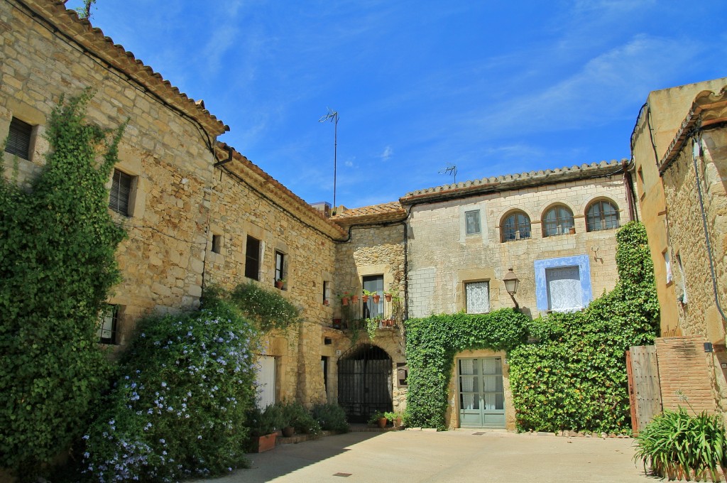 Foto: Centro histórico - Peratallada (Girona), España