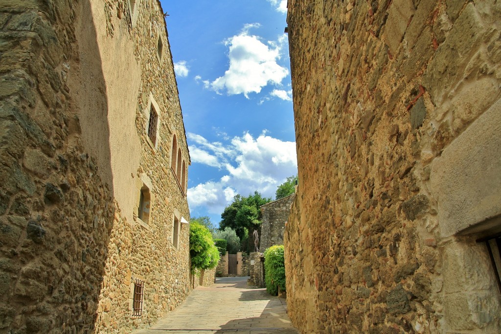 Foto: Centro histórico - Monells (Girona), España