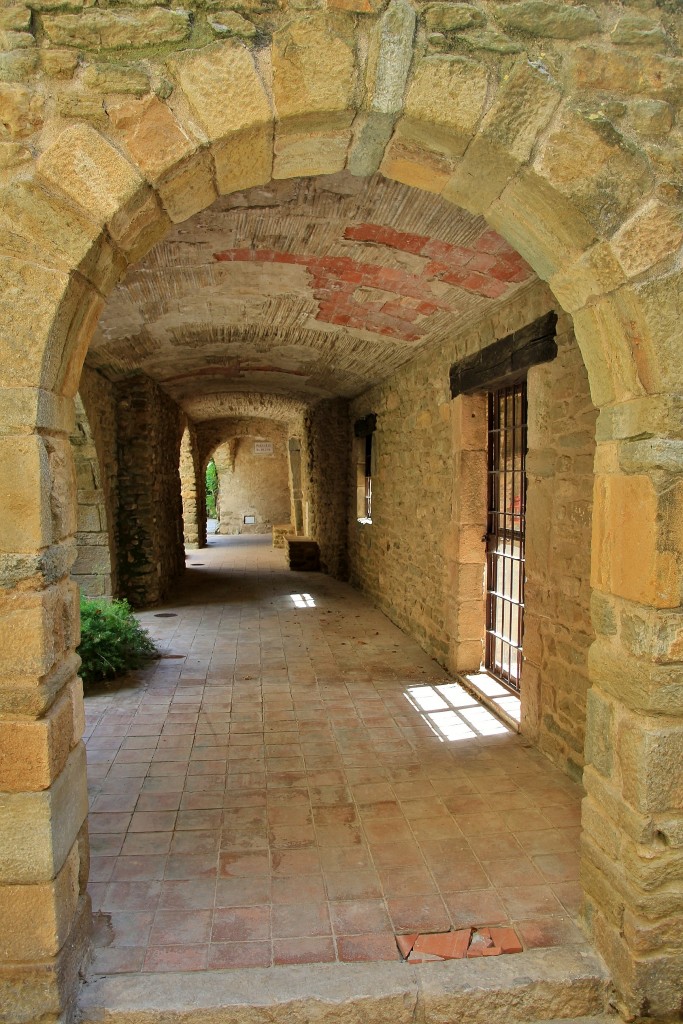 Foto: Centro histórico - Monells (Girona), España