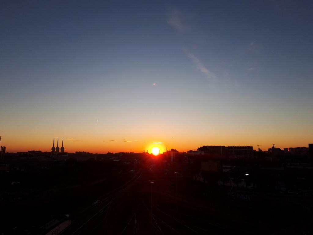 Foto: Amanecer - Sant Adrià de Besòs (Cataluña), España