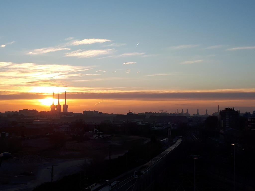 Foto: Amanecer - Sant Adrià de Besòs (Cataluña), España