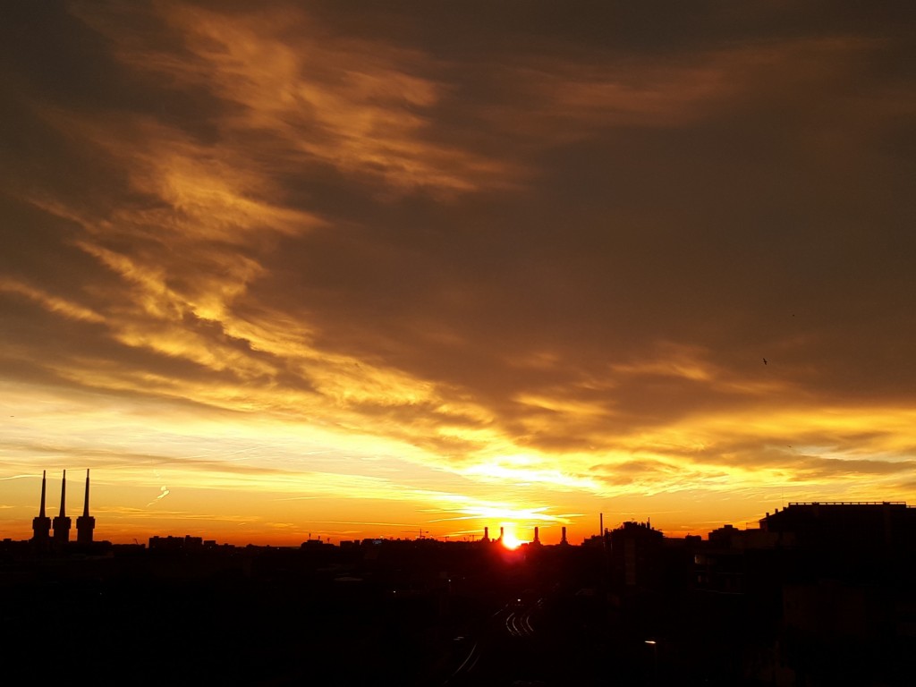 Foto: Amanecer - Sant Adrià de Besòs (Cataluña), España