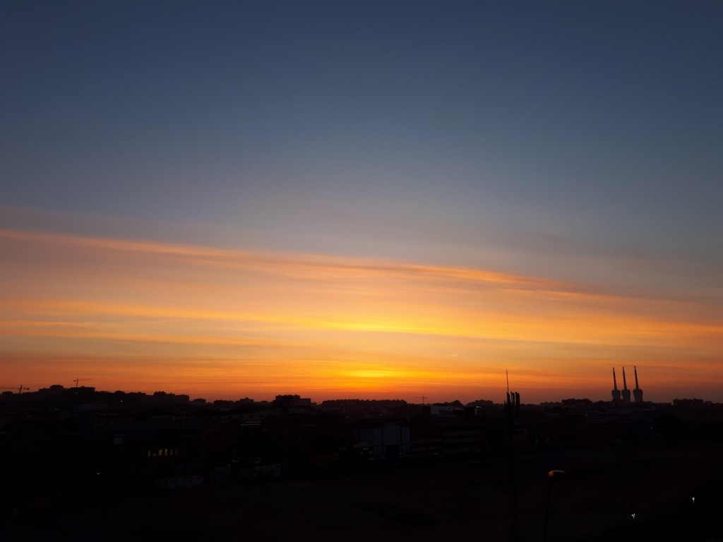 Foto: Amanecer - Sant Adrià de Besòs (Cataluña), España