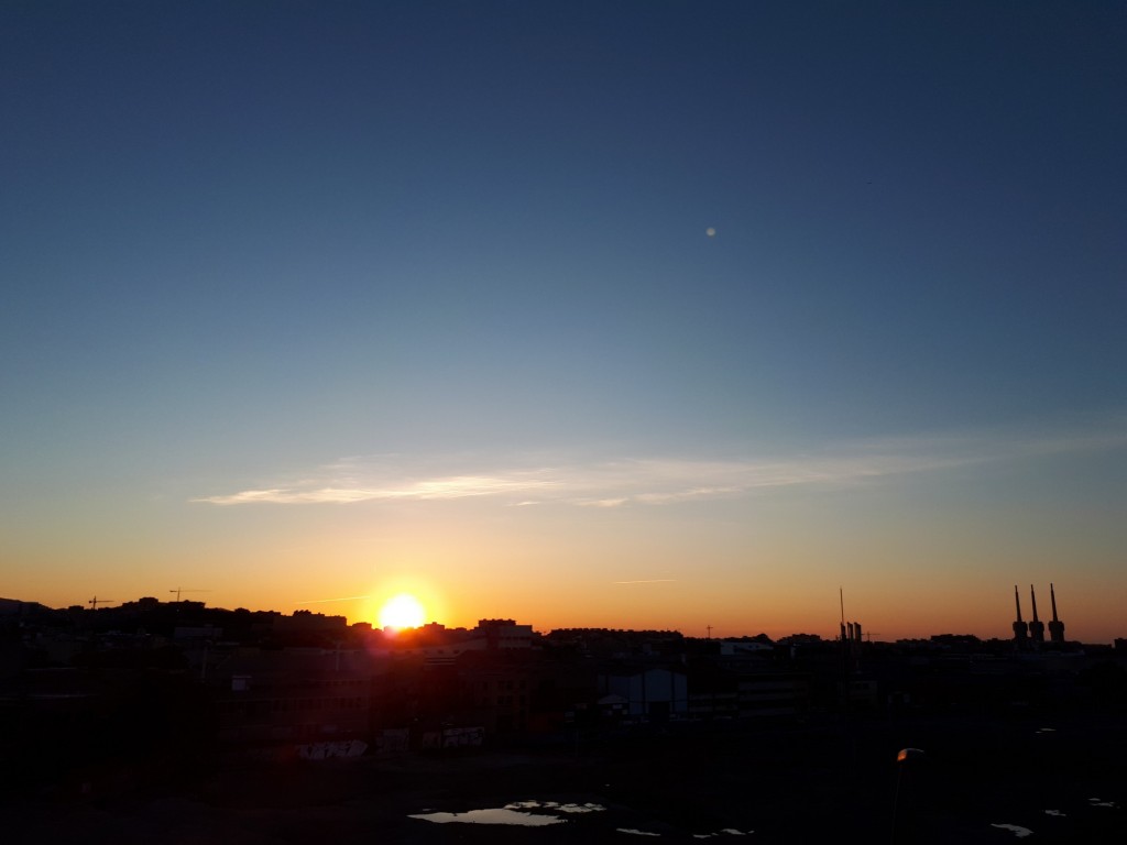 Foto: Amanecer - Sant Adrià de Besòs (Cataluña), España