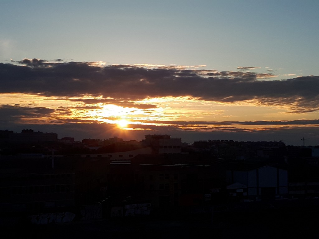 Foto: Amanecer - Sant Adrià de Besòs (Cataluña), España