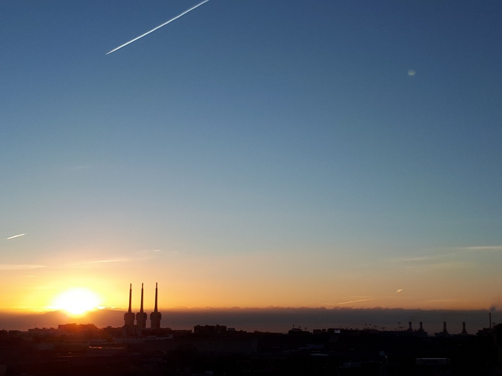 Foto: Amanecer - Sant Adrià de Besòs (Cataluña), España