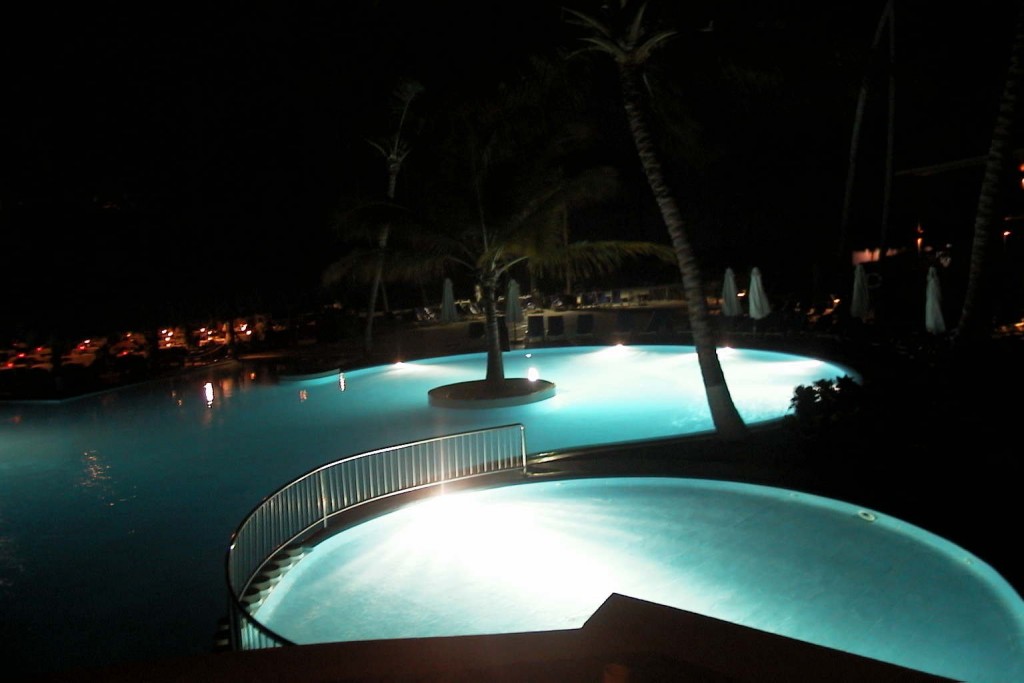 Foto: Piscina iluminada de un resort - Punta Cana (La Altagracia), República Dominicana