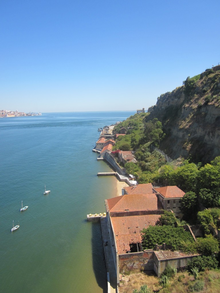 Foto: Vista desde el mirador de Boca de Vento - Almada (Lisbon), Portugal