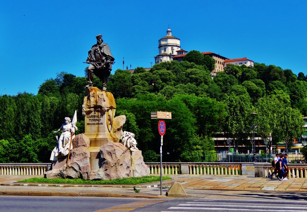 Foto: Monumento a Giuseppe Garibaldi - Torino (Piedmont), Italia