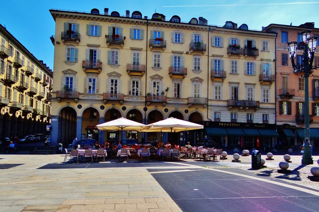 Foto: Piazza Bodoni - Torino (Piedmont), Italia
