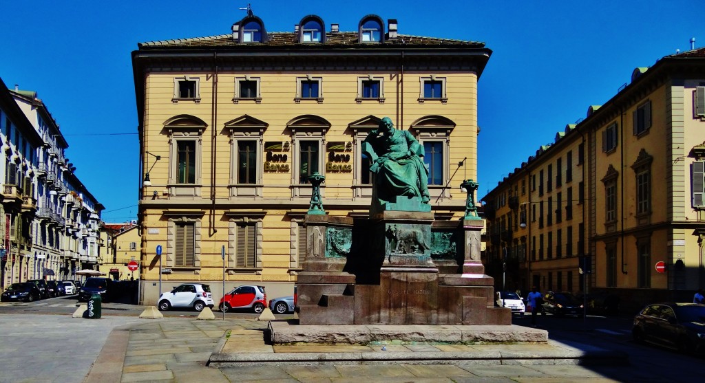 Foto: Monumento a Giuseppe Mazzini - Torino (Piedmont), Italia