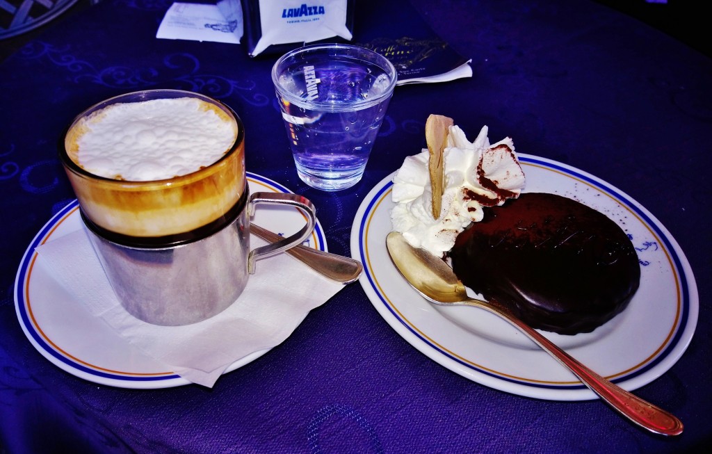 Foto: Caffè Torino - Torino (Piedmont), Italia