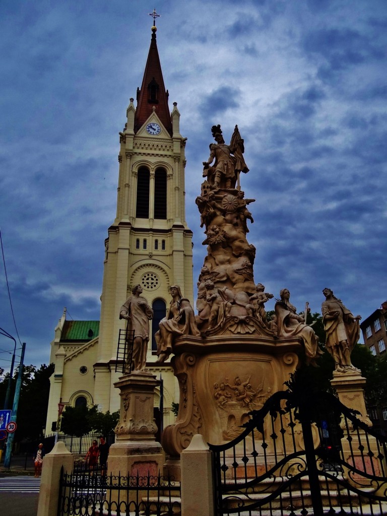 Foto: Pamätník - Poľný Cintorín - Kostol Nanebovzatia Panny Márie - Bratislava (Bratislavský), Eslovaquia