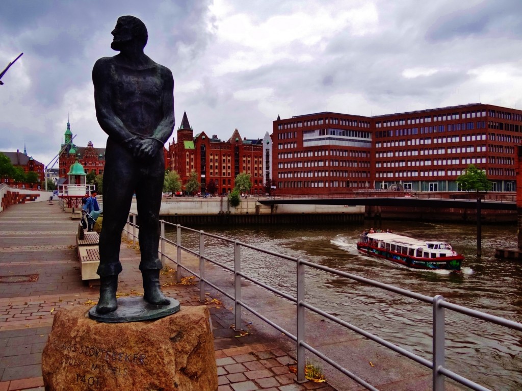 Foto: Störtebeker Denkmal - Hamburg (Hamburg City), Alemania