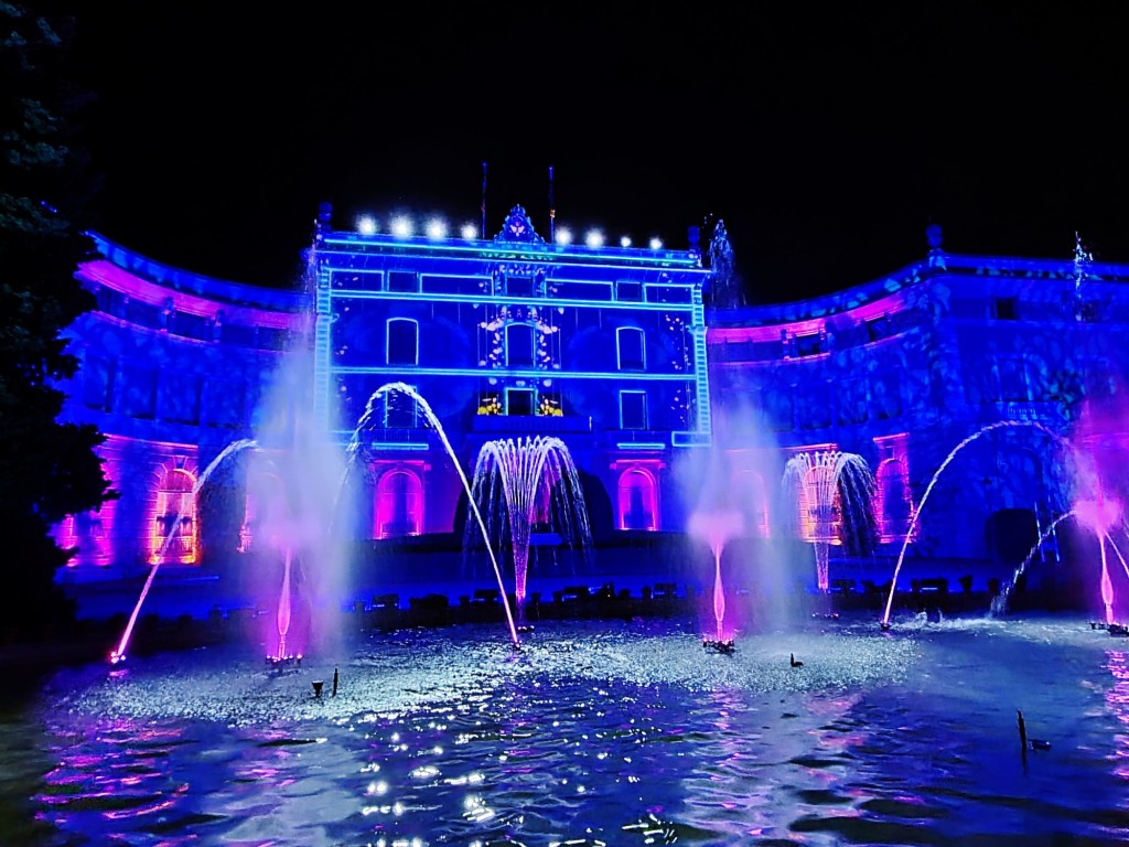 Foto: Espectáculo de luces - Barcelona (Cataluña), España