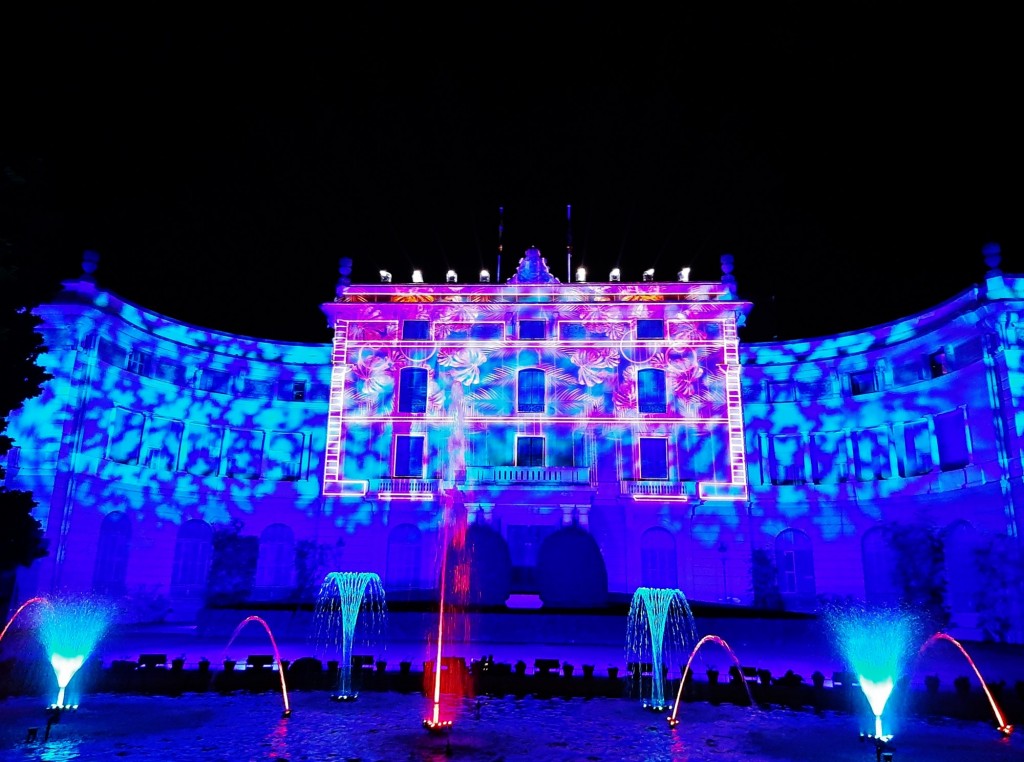 Foto: Espectáculo de luces - Barcelona (Cataluña), España