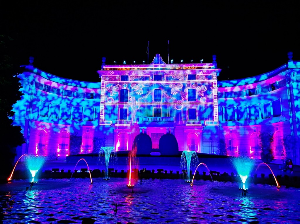 Foto: Espectáculo de luces - Barcelona (Cataluña), España