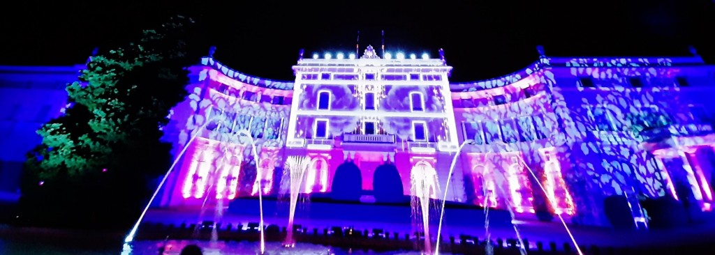Foto: Espectáculo de luces - Barcelona (Cataluña), España