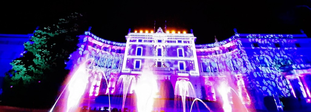 Foto: Espectáculo de luces - Barcelona (Cataluña), España