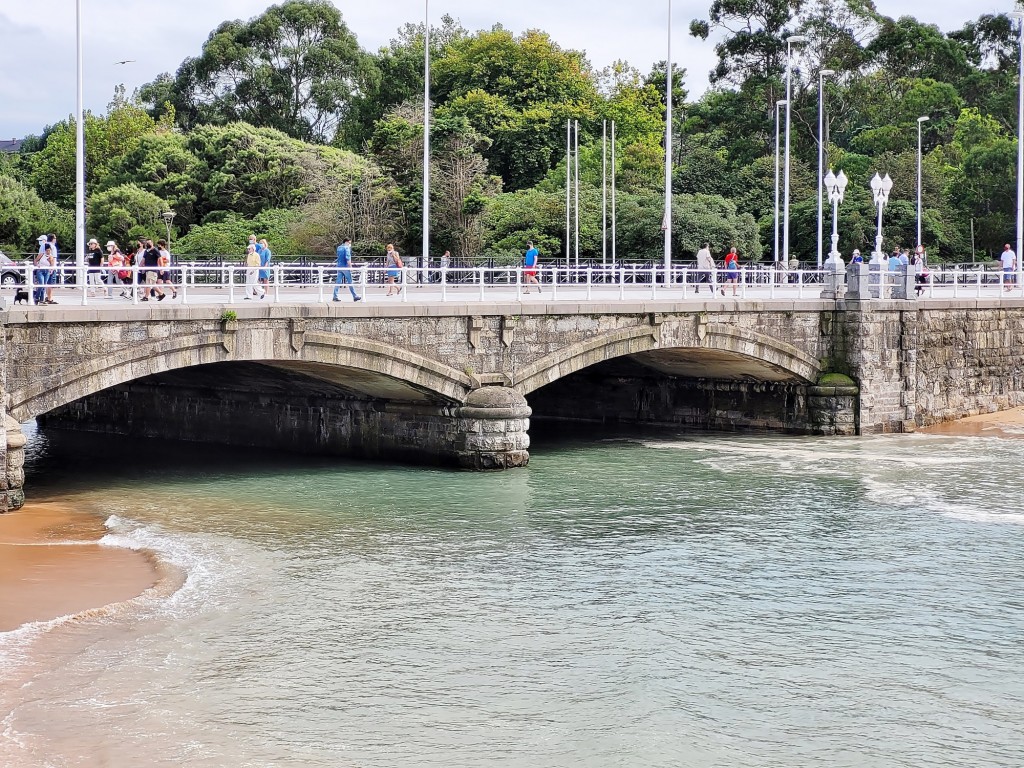 Foto: Playa de San Lorenzo - Gijón (Asturias), España