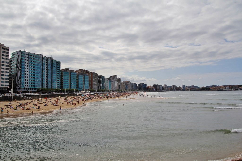 Foto: Playa de San Lorenzo - Gijón (Asturias), España