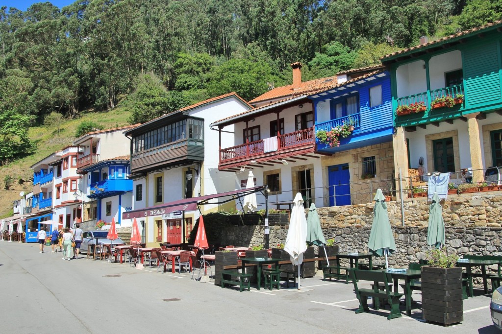 Foto: Centro histórico - Tazones (Asturias), España