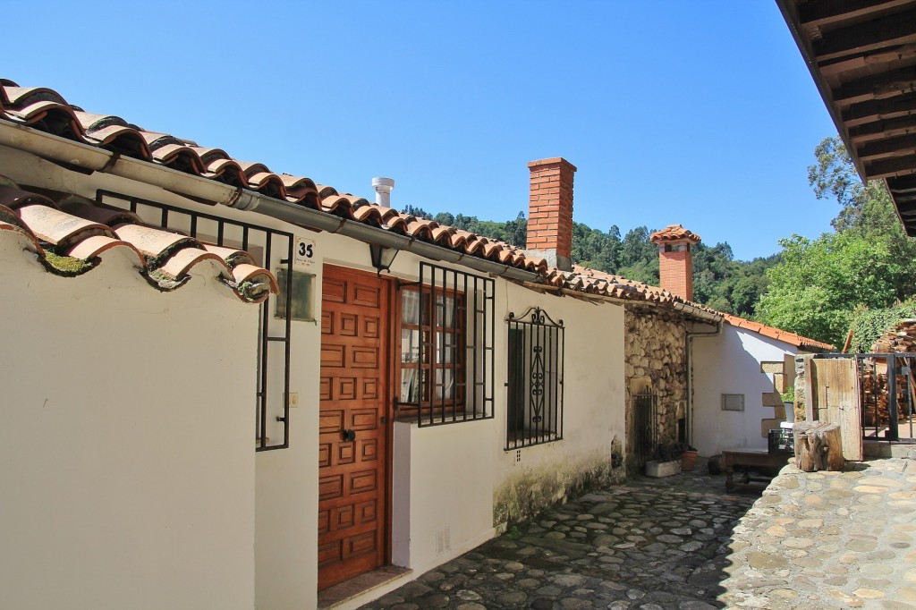 Foto: Centro histórico - Tazones (Asturias), España