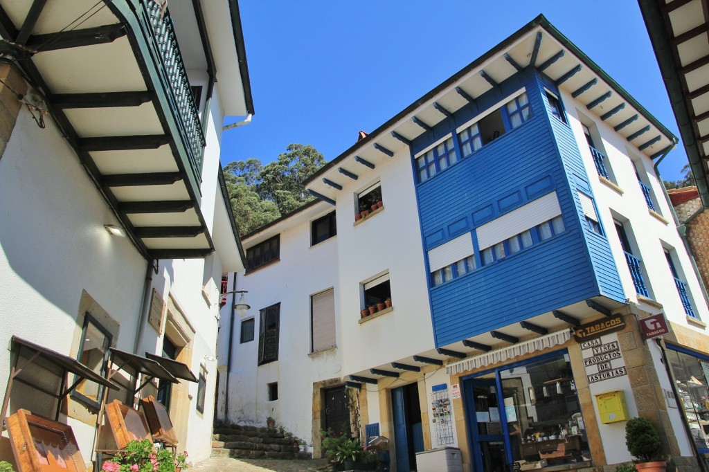 Foto: Centro histórico - Tazones (Asturias), España