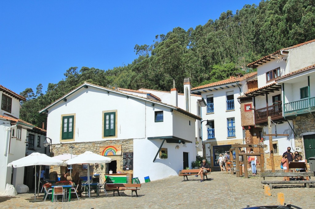 Foto: Centro histórico - Tazones (Asturias), España