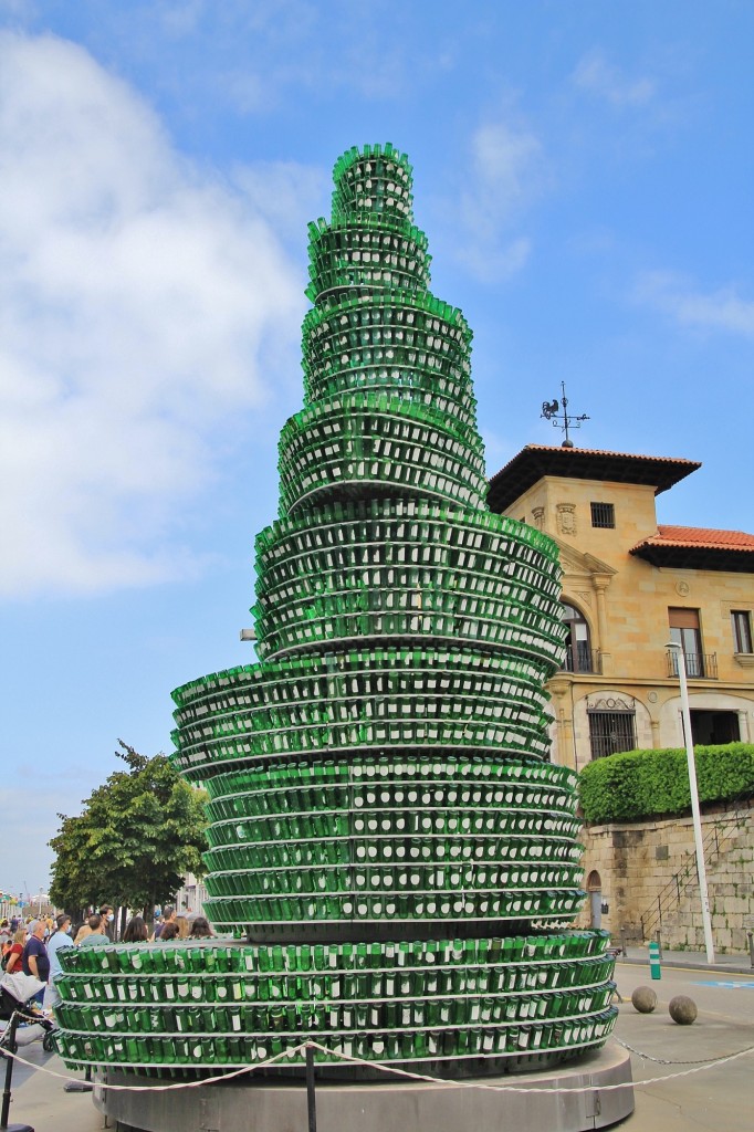 Foto: Árbol de la Sidra - Gijón (Asturias), España