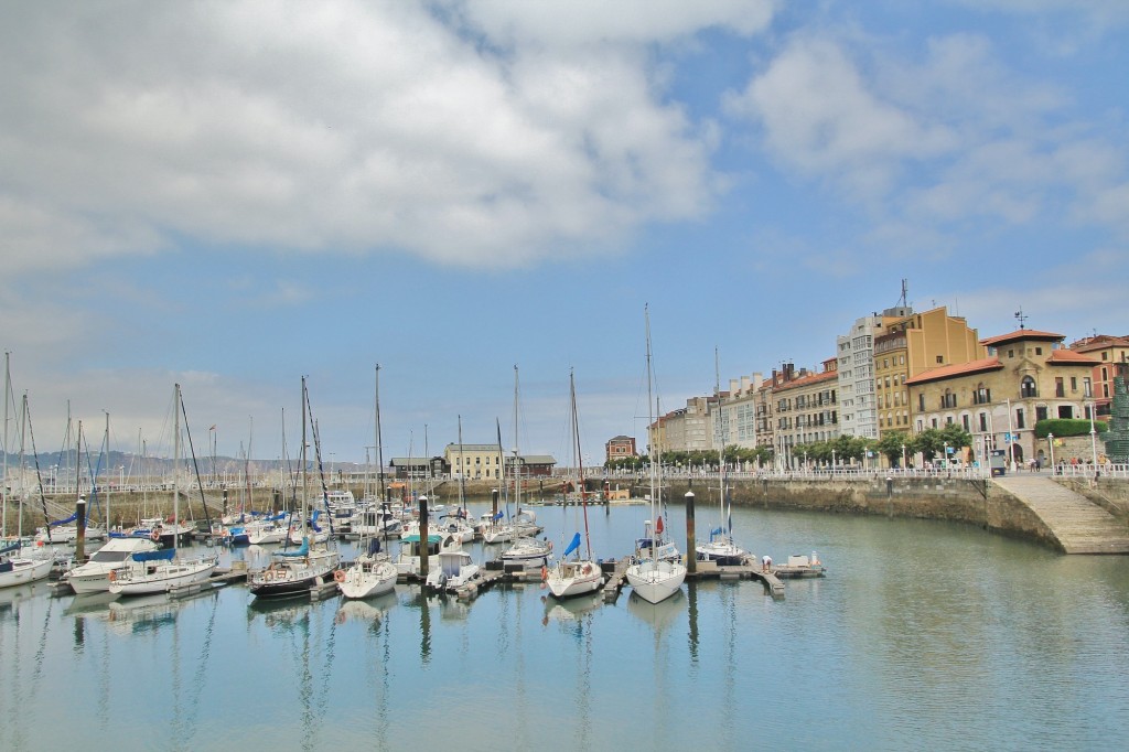 Foto: Puerto - Gijón (Asturias), España