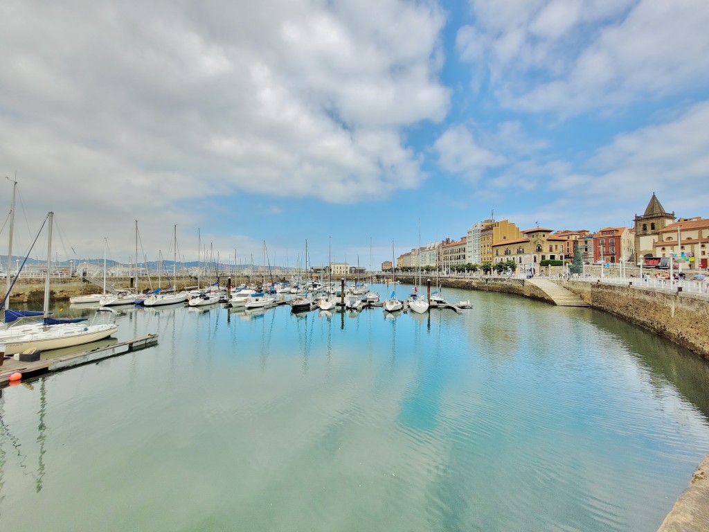 Foto: Puerto - Gijón (Asturias), España