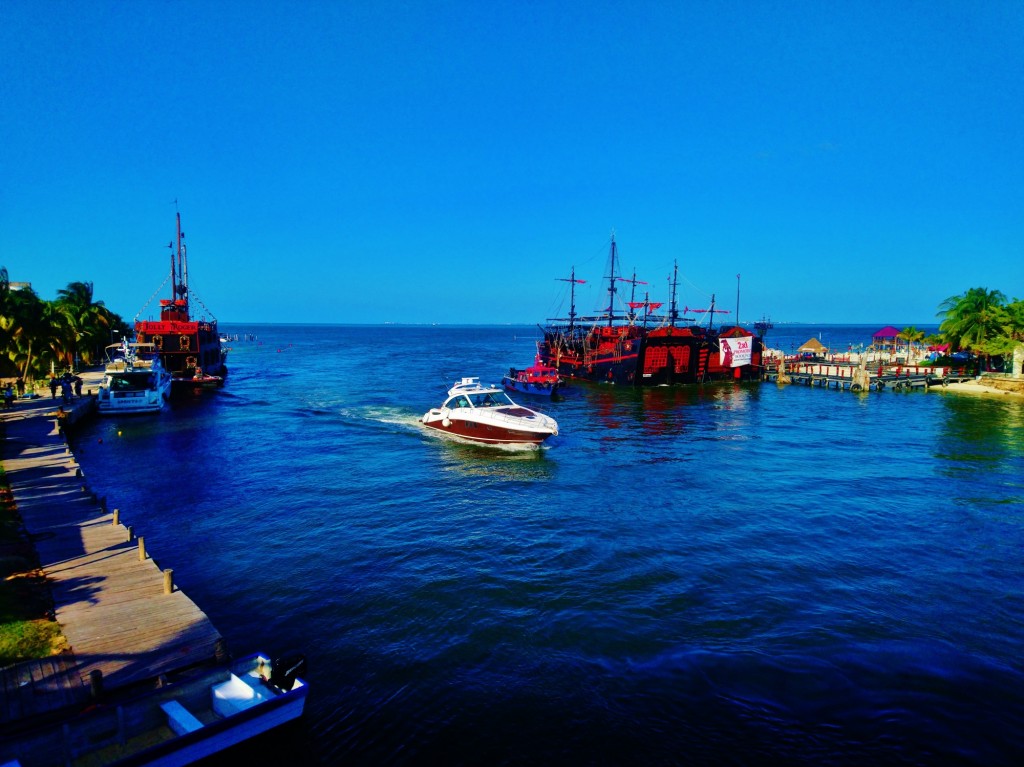 Foto: Paseo Kukulcán - Cancún (Quintana Roo), México