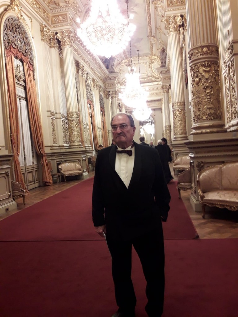 Foto: Dr. Navarro Arana Tearto Colon - Teatro (Buenos Aires), Argentina