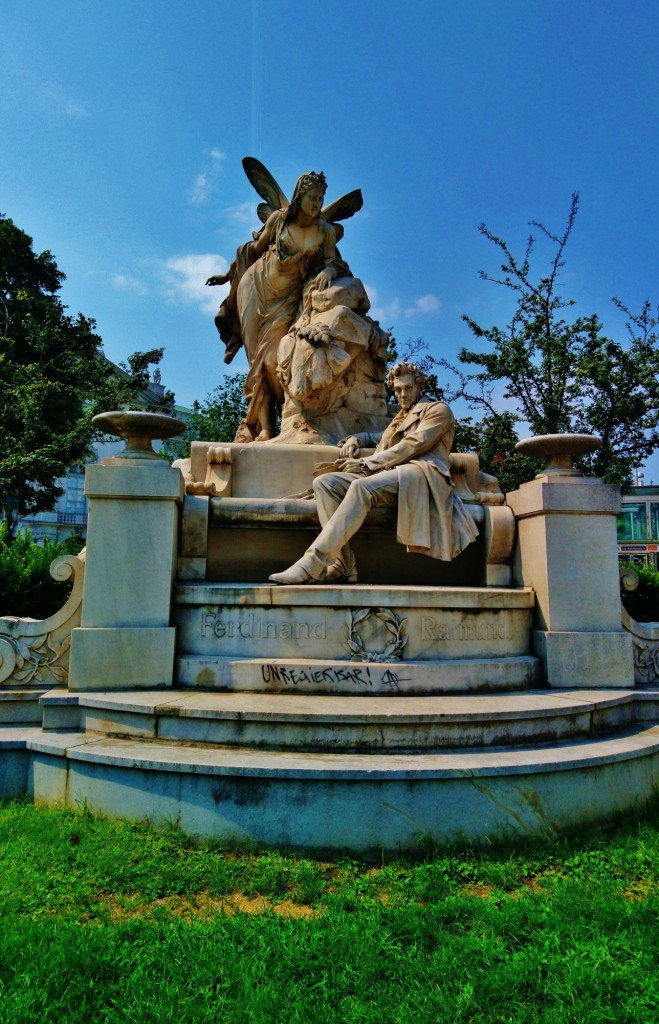 Foto: Ferdinand-Raimund-Denkmal - Wien (Vienna), Austria