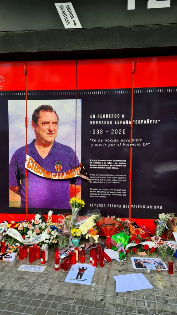 Foto: Homenaje al utillero del Valencia Españeta - Valencia (Comunidad Valenciana), España