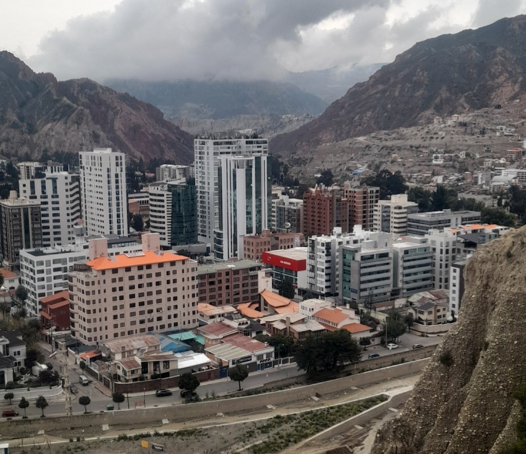 Foto: Zona sur desde el teleférico - Ciudad de La Paz (La Paz), Bolivia