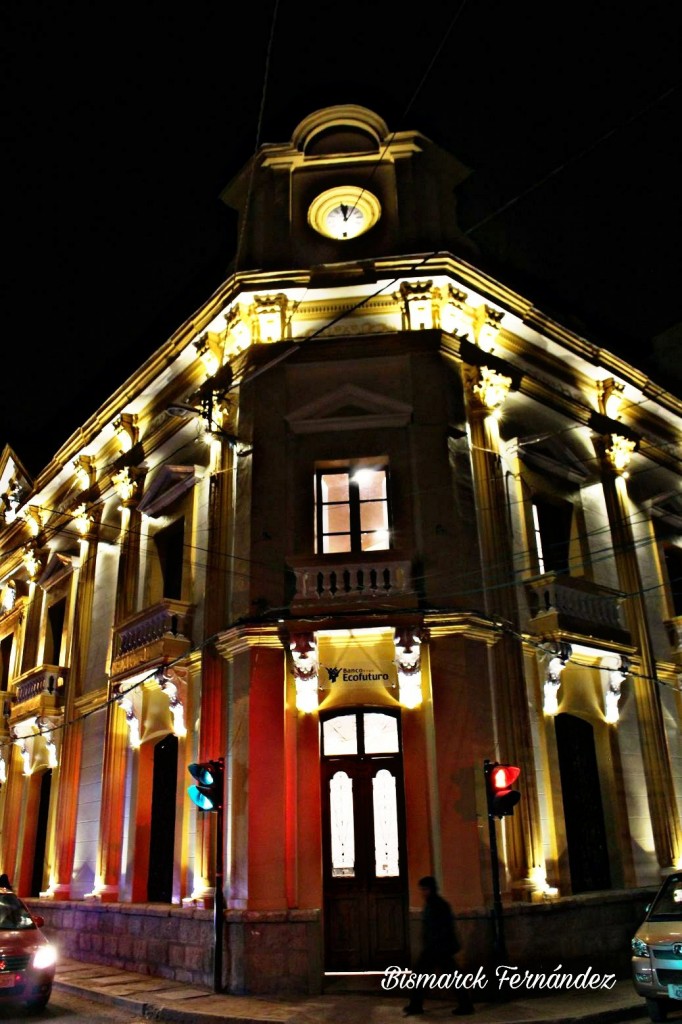 Foto: De noche - Ciudad de Oruro (Oruro), Bolivia