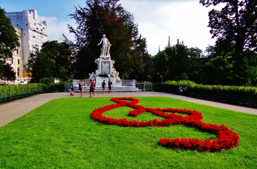 Foto: Mozartdenkmal - Wien (Vienna), Austria