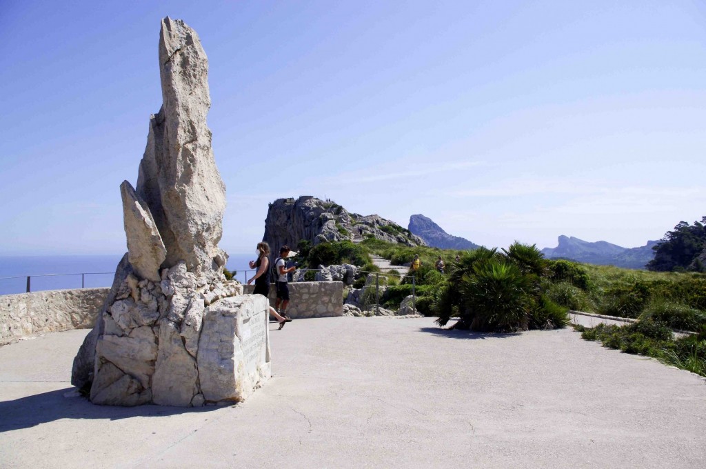 Foto: El  monumento del Mirador - Pollensa - Formentor (Illes Balears), España