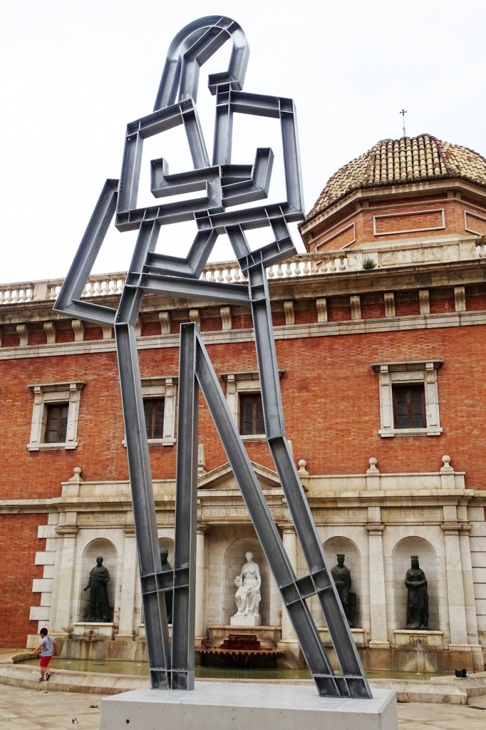 Foto: Escultura Plz. Patriarca - Valencia (València), España