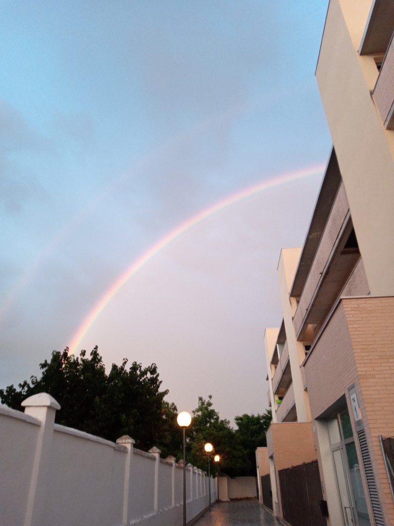 Foto: Espectacular arco iris el 21 de junio de 2021 - Calatayud (Aragón), España