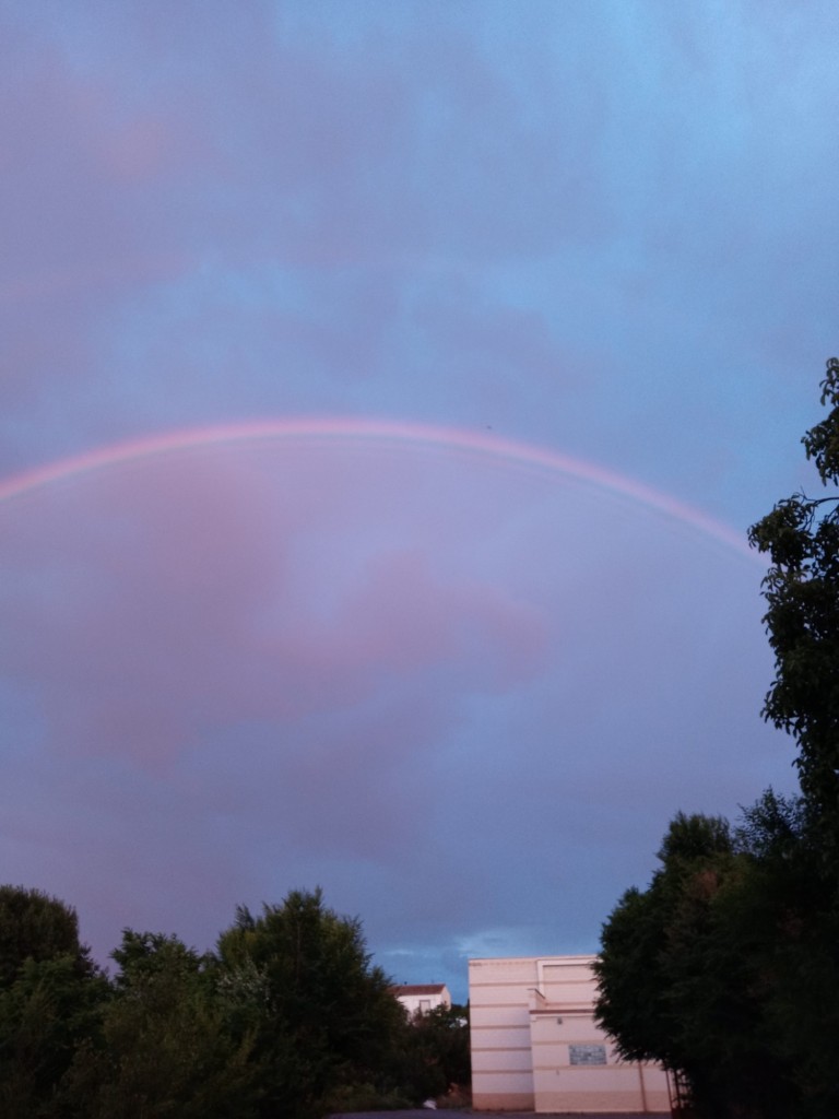 Foto: Espectacular arco iris el 21 de junio de 2021 - Calatayud (Aragón), España