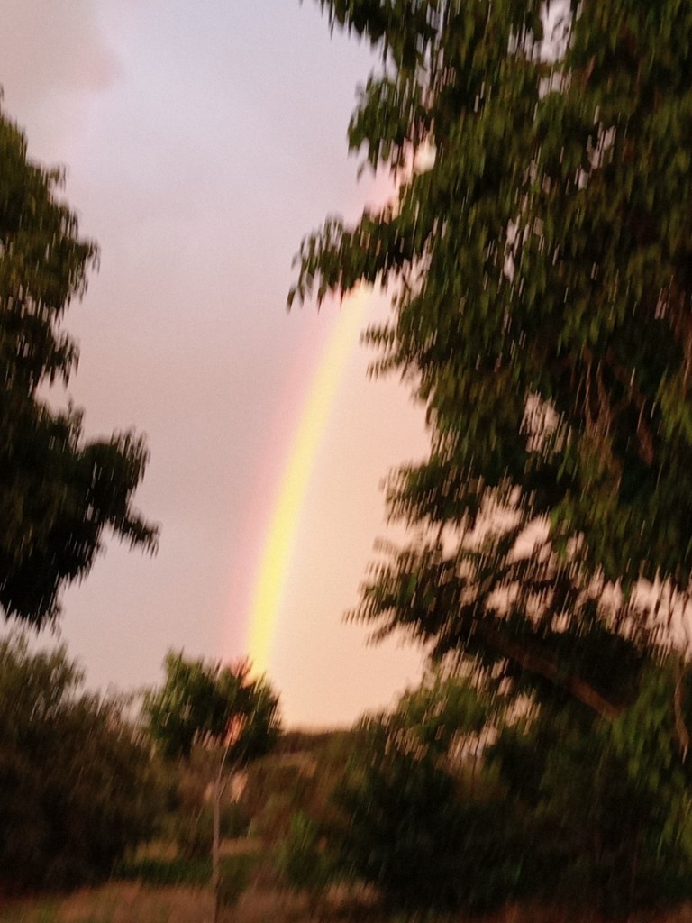 Foto: Espectacular arco iris el 21 de junio de 2021 - Calatayud (Aragón), España
