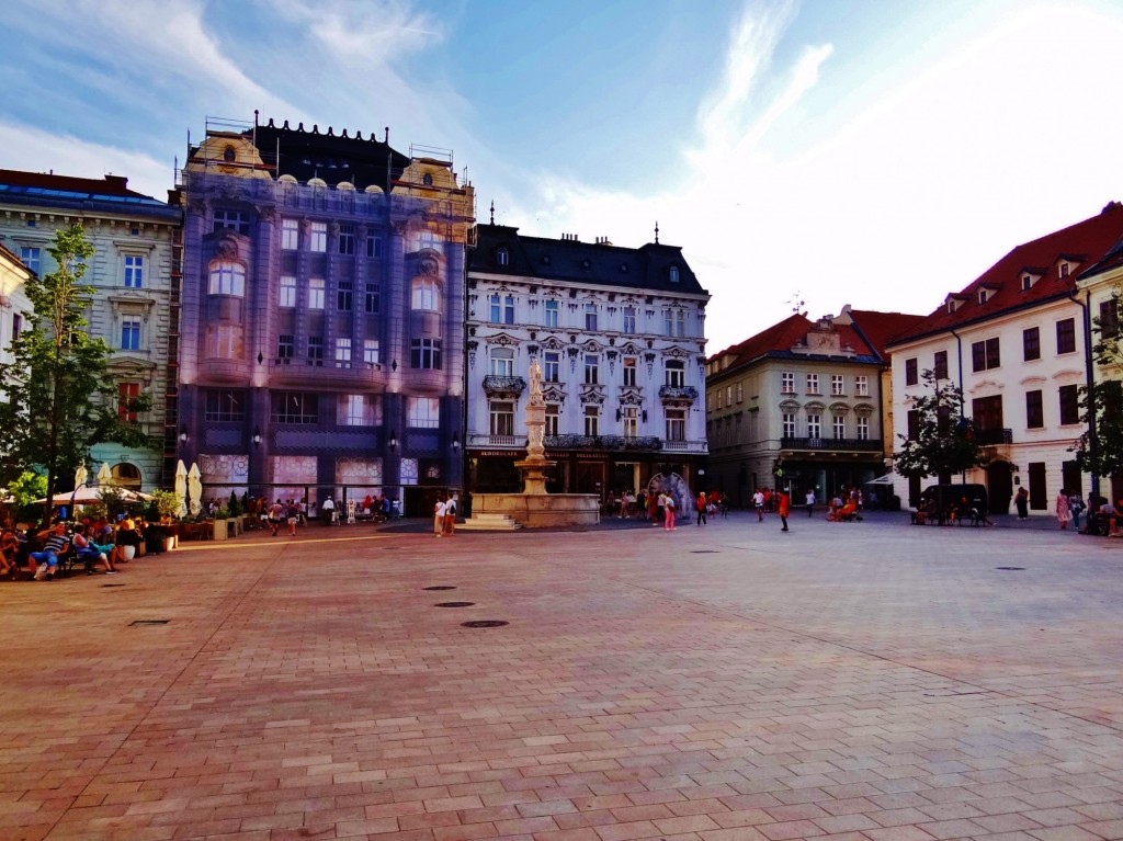 Foto: Hlavné Námestie - Bratislava (Bratislavský), Eslovaquia