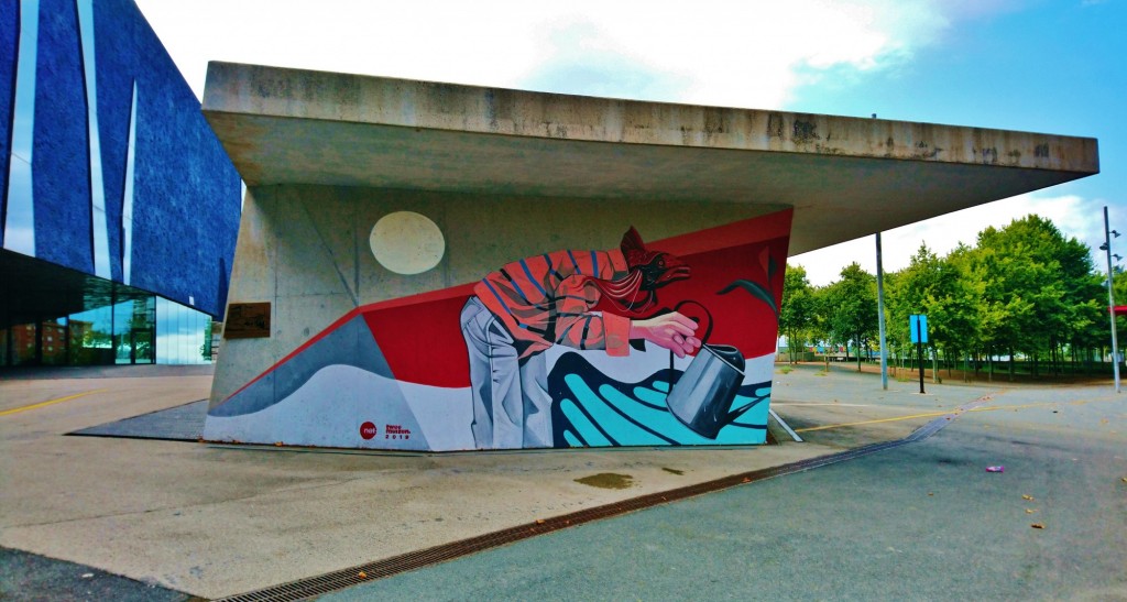 Foto: Plaça Leonardo da Vinci - Barcelona (Cataluña), España