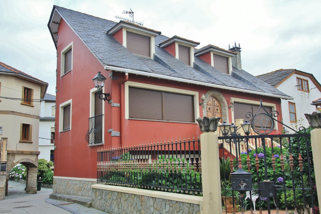 Foto: Centro histórico - Puerto de Vega (Asturias), España