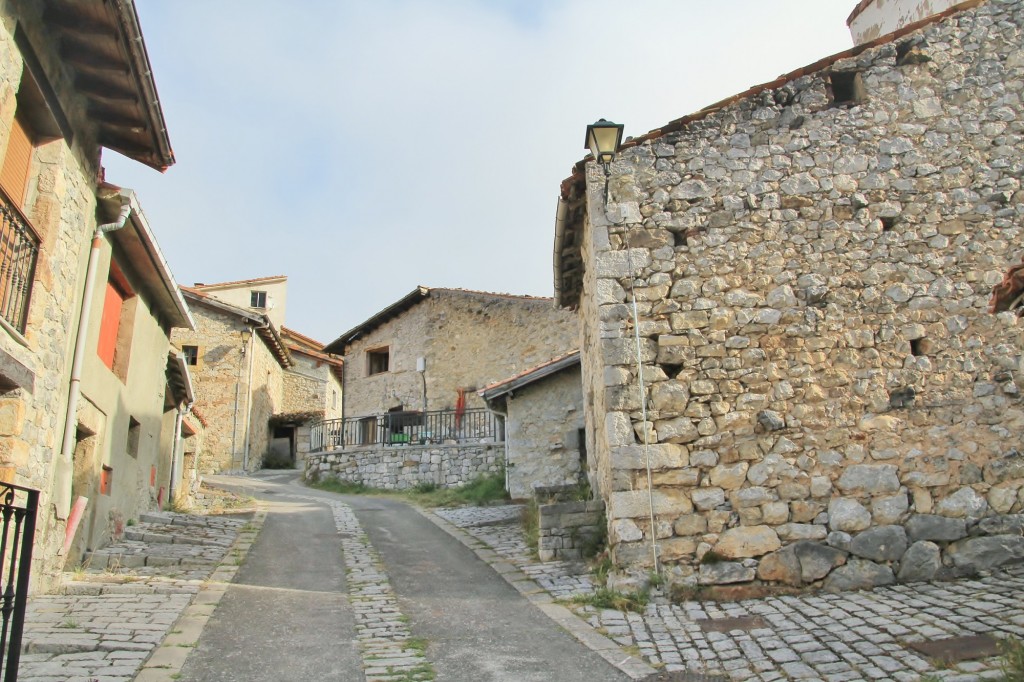 Foto: Vista del pueblo - Sotres (Asturias), España