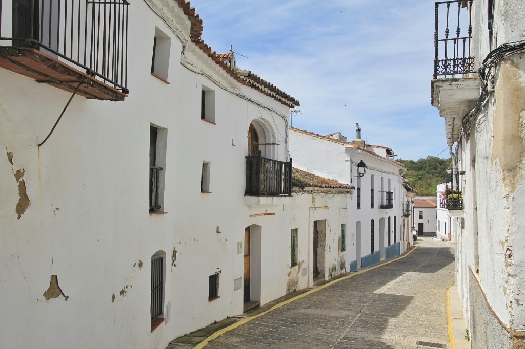Foto: Vista del pueblo - Castaño del Robledo (Huelva), España